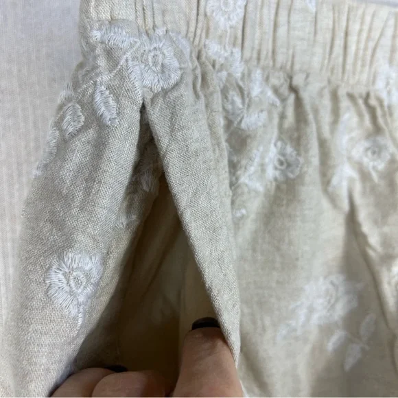 Abercrombie & Fitch Linen Blend Embroidered Pull On Shorts MEDIUM - Picture 7 of 16